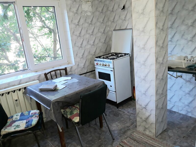 Colentina, Tei, Maica D-nului, OMV, semistradal, bl mixt/1988, 3/8 dec 42mp