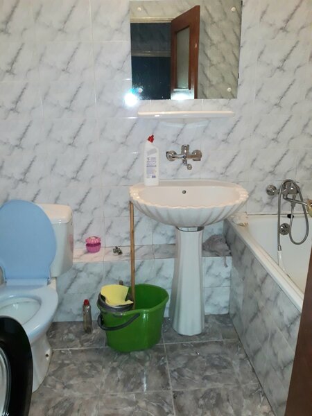 Colentina, Tei, Maica D-nului, OMV, semistradal, bl mixt/1988, 3/8 dec 42mp